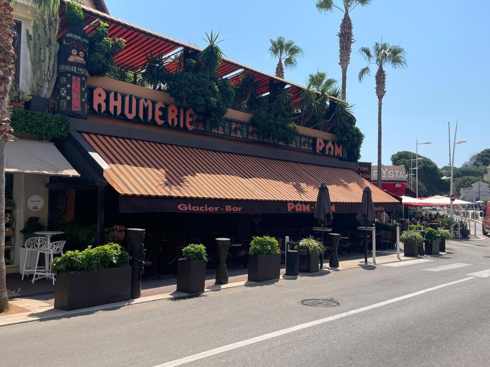 Urban Riviera Juan Les Pins - Queen Room Exterior photo